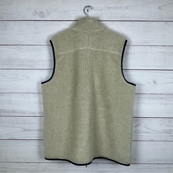 L.L. Bean Deep Pile Fleece Vest XLT - Picture 2 of 7